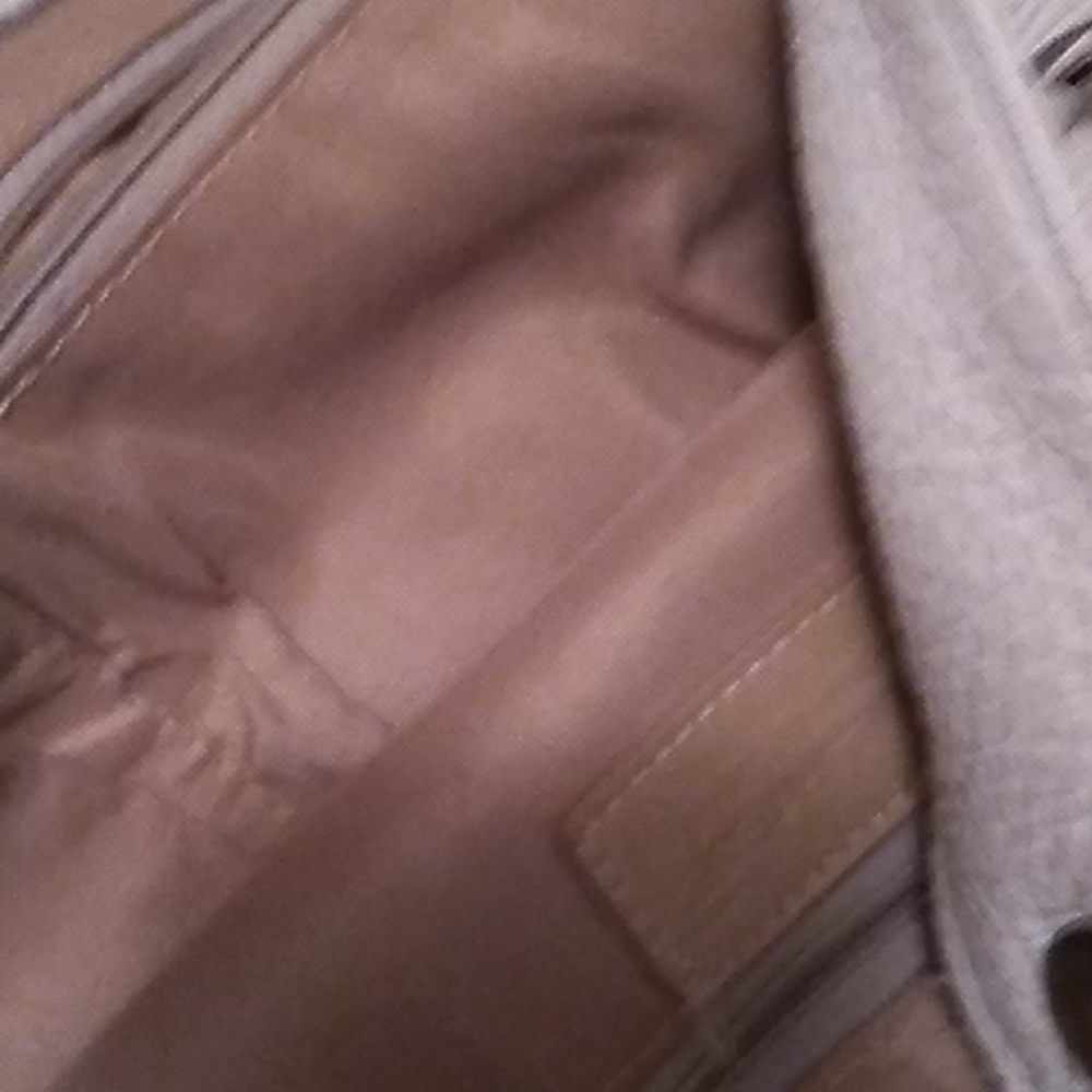 Luxurious shoulder bag. BERGE BRAND